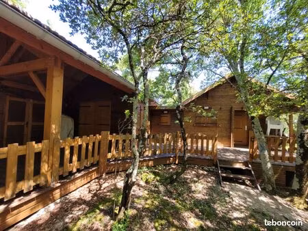 urgent 2 chalets a demonter 20 000 e a debattre