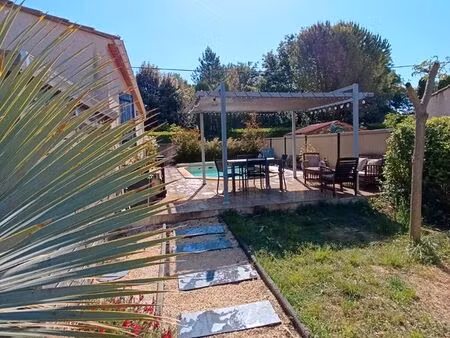 maison 80m2 idéalement située