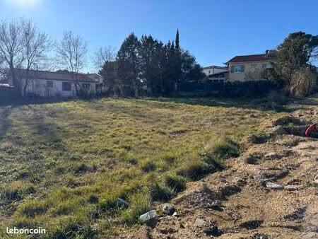 terrain à bâtir 700m2