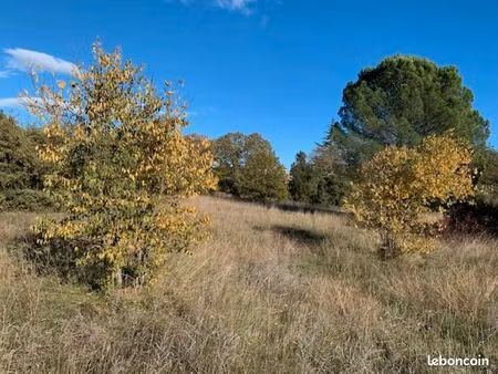 terrain 1 400 m² sauve