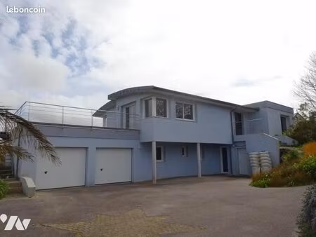 maison 6 pièces 181 m²