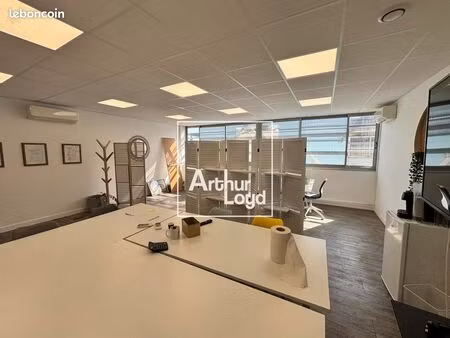 bureaux 50 m²