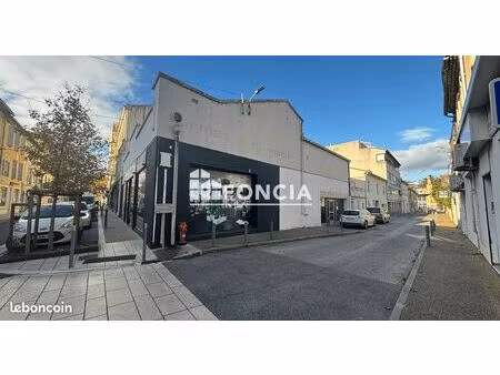 commercial_premise