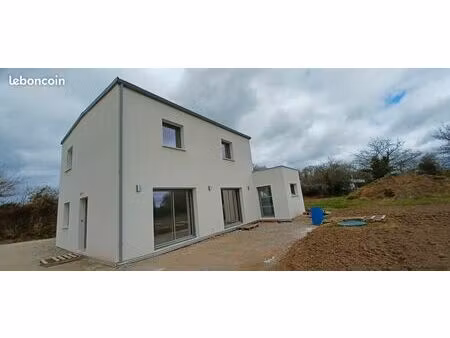 maison 6 pièces 110 m²