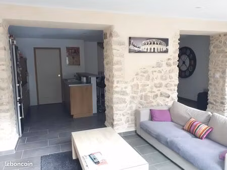 loue maison avec cour + grand garage