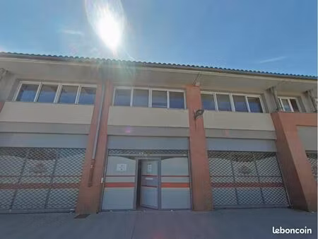 local commercial 472 m²