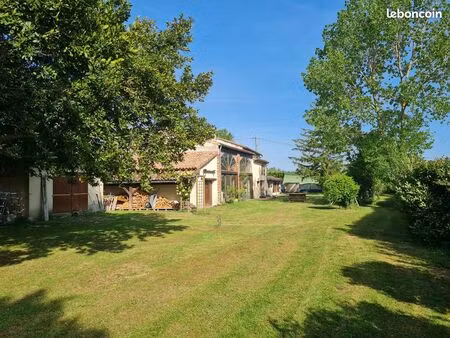 ferme 5 pièces 220 m²