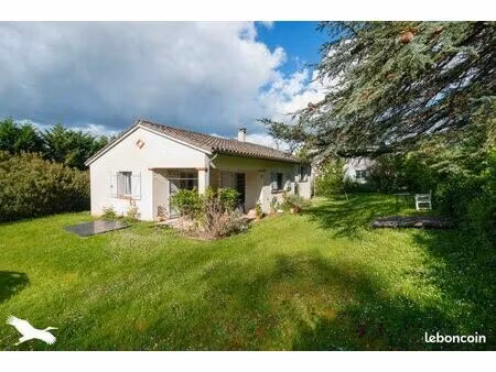 villa 4 pièces 105 m²