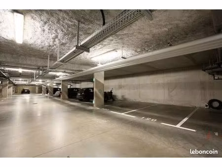 a vendre  blagnac  quartier pinot - parking en sous-sol securise