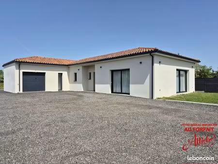 villa 4 pièces 135 m²