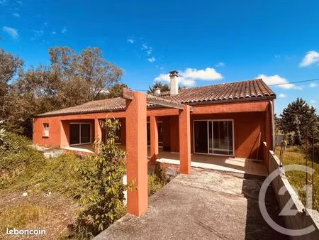 villa 4 pièces 199 m²