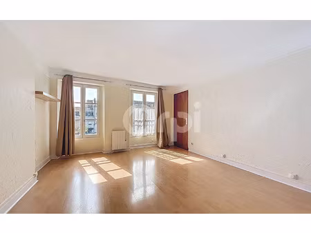 appartement chantilly 41.09 m² t-2 à vendre  194 000 €