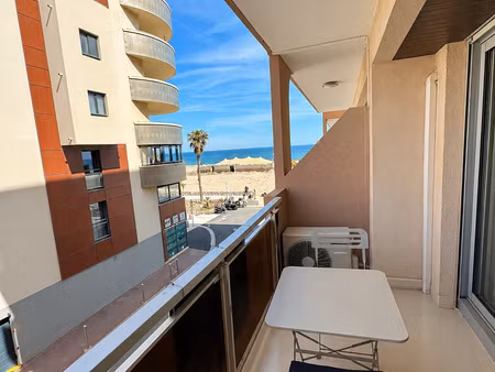 appartement 2 pièces vue mer terrasse + parking