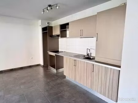 vente appartement t3 à tournefeuille - idéalement situé  64 m² avec terrasse et 2 places d