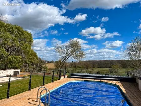 maison 7 pièces 199 m²