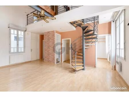 fer a cheval - appartement en dernier étage