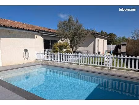 maison 103m2 - garage 30m2 - piscine - secteur calme