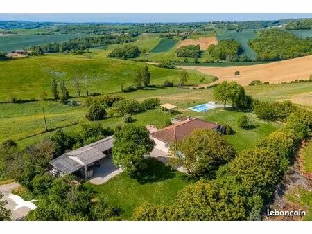 ferme 4 pièces 150 m²