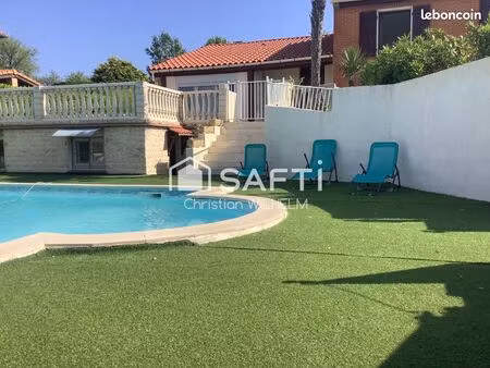 propriété 7 pièces 265 m²