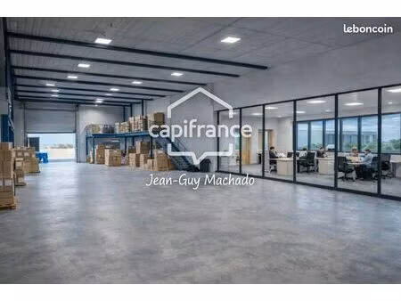 local bureaux 960 m²