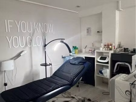 cabinet esthétique dans un centre médical