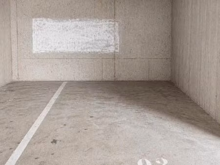 parking 12 m² auterive