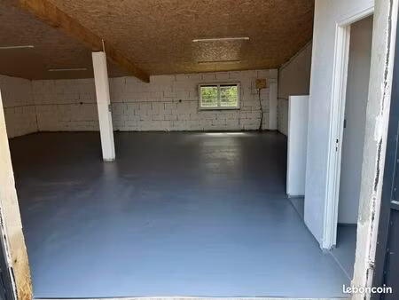 local 94 m2 cugnaux