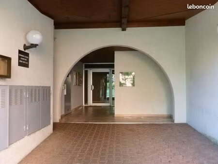 appartement la terrasse 31500