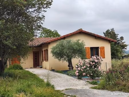 maison 125m2 / 4 chambres / piscine / terrain arboré