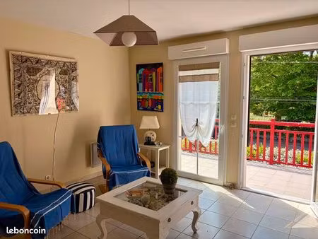 studio 1 pièce 28 m²