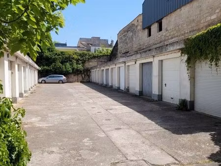 parking/box 14 m² bordeaux