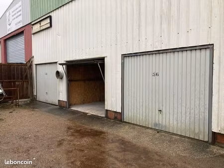 hangar mitoyen lot indépendant