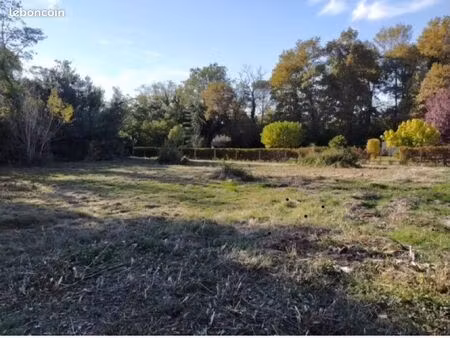 terrain 1200m2