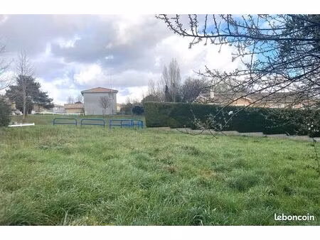 terrain 550 m² blaye