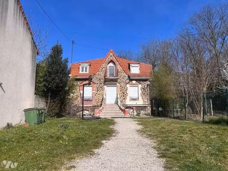 vente maison à montreuil (93100) : à vendre / 70m² montreuil