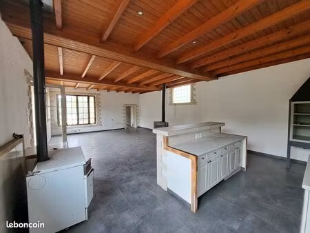 maison st yzan de soudiac