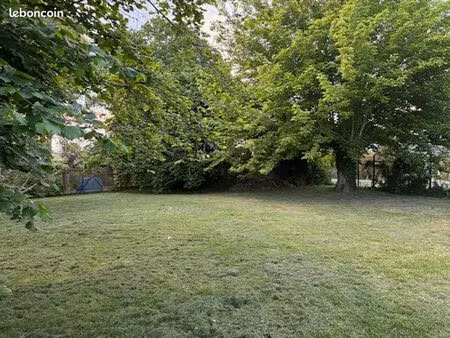 particulier vend terrain constructible a salles