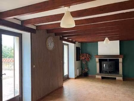location maison à langon (33210) : à louer / 132m² langon