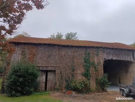 grange et terrain constructible
