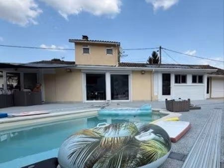 av maison