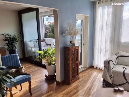 appartement 93m2 refait à neuf