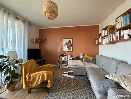appartement 3 pièces 64 m²