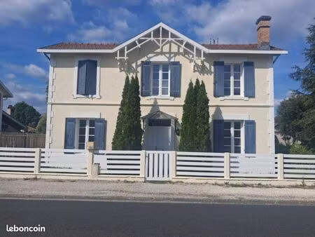 maison d'habitation 148 m² à hostens 33125