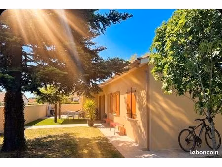 maison familiale avec dépendances