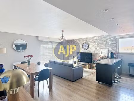 appartement 4 pièces 86 m²