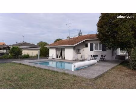 maison avec piscine et double garage