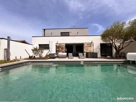 6 pièces · 165 m²6 pièces  165 m² · ludon-médoc 33290 - 447 000