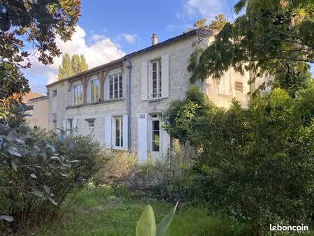 propriété 18 pièces 454 m²