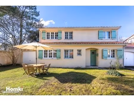 maison 6 pièces 160 m²