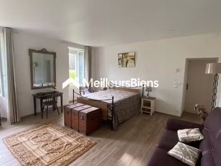 maison 6 pièces 298 m²